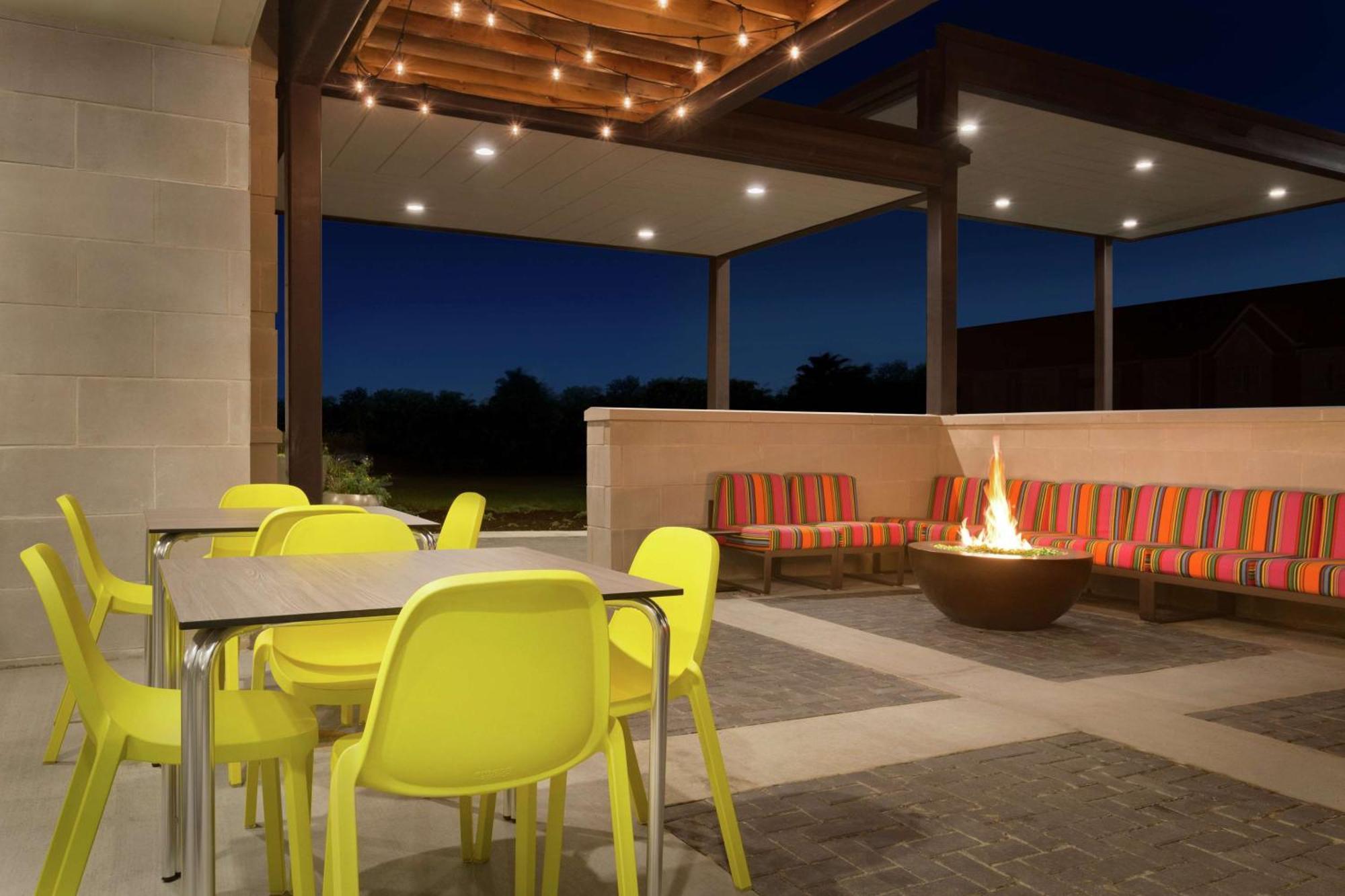 Home2 Suites By Hilton Florence Cincinnati Airport South Exterior foto